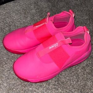 Womens size 6.5 clove shoes